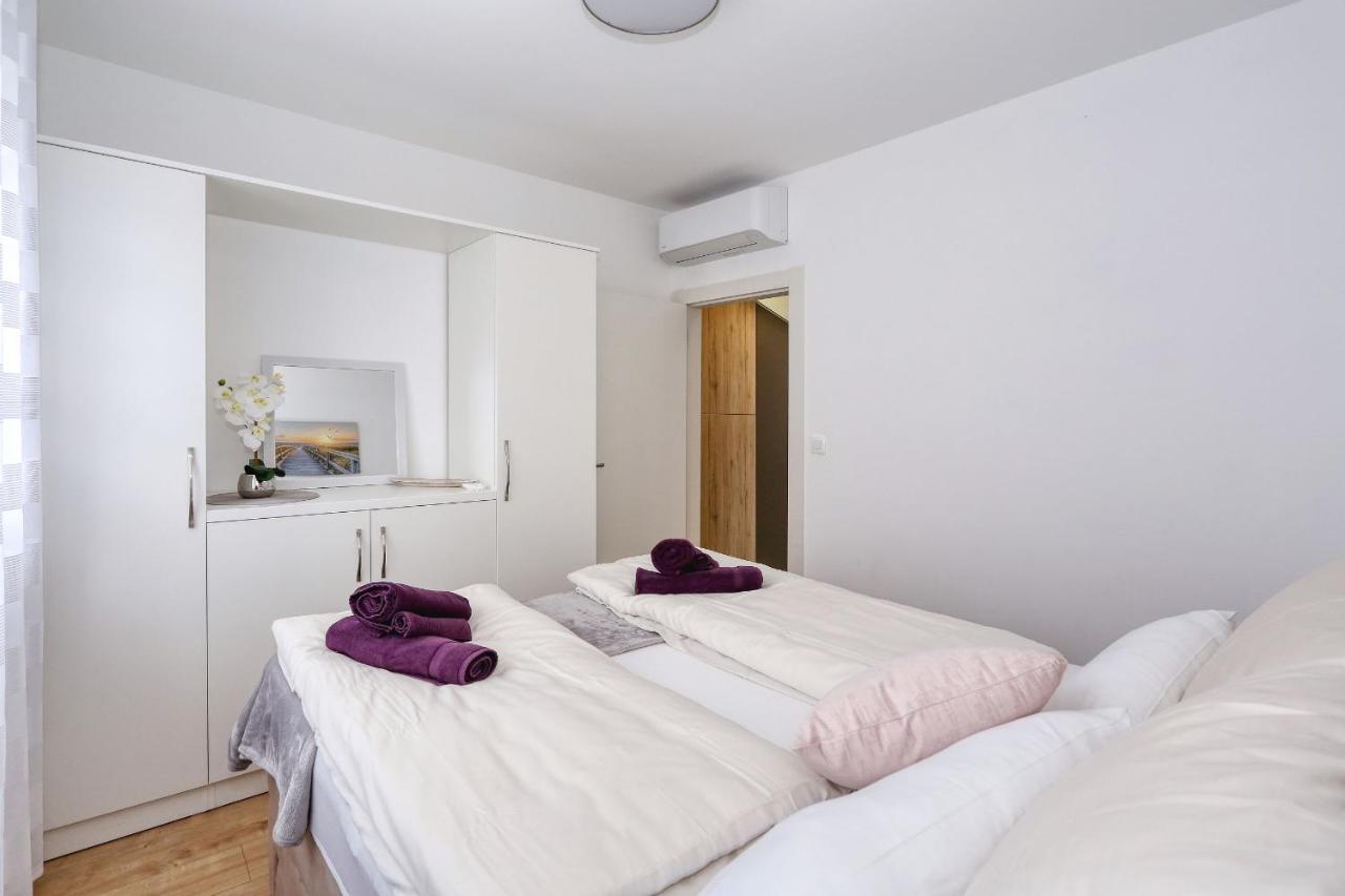 Luxury Apartment Isabell Zaton  Kültér fotó