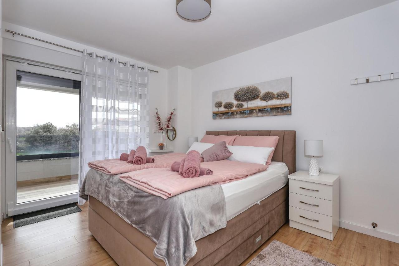 Luxury Apartment Isabell Zaton  Kültér fotó