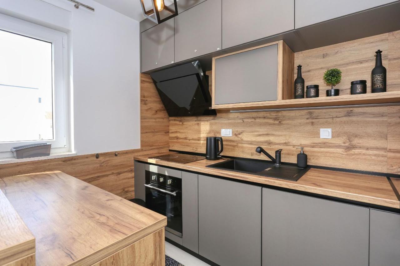 Luxury Apartment Isabell Zaton  Kültér fotó
