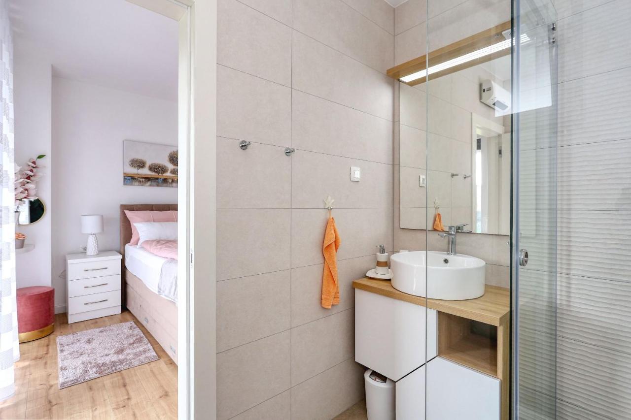 Luxury Apartment Isabell Zaton  Kültér fotó