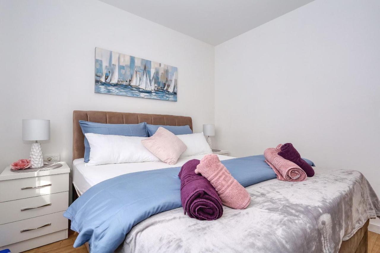 Luxury Apartment Isabell Zaton  Kültér fotó
