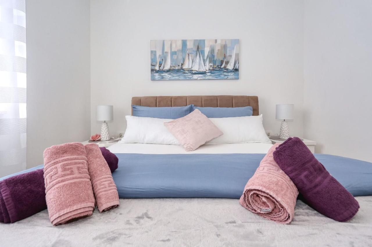 Luxury Apartment Isabell Zaton  Kültér fotó