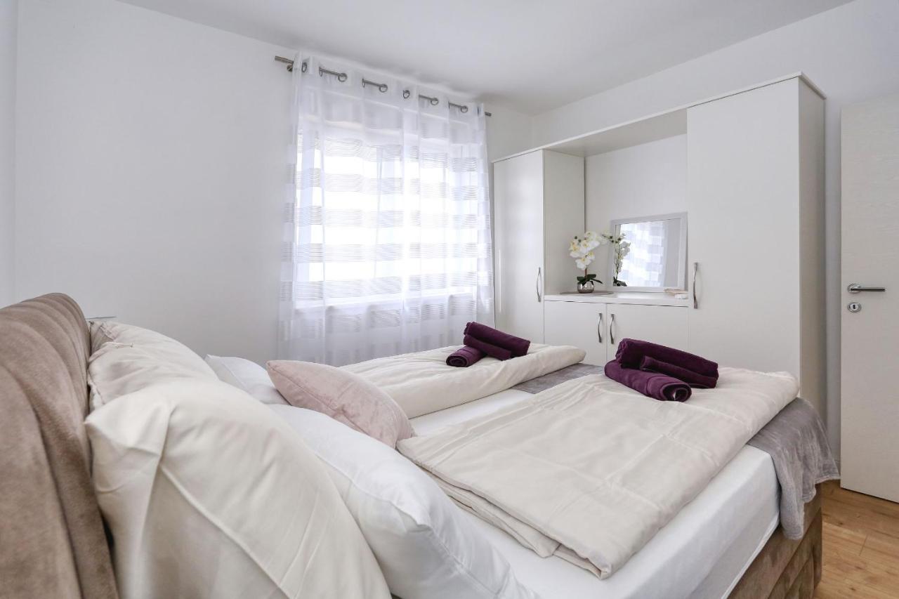 Luxury Apartment Isabell Zaton  Kültér fotó